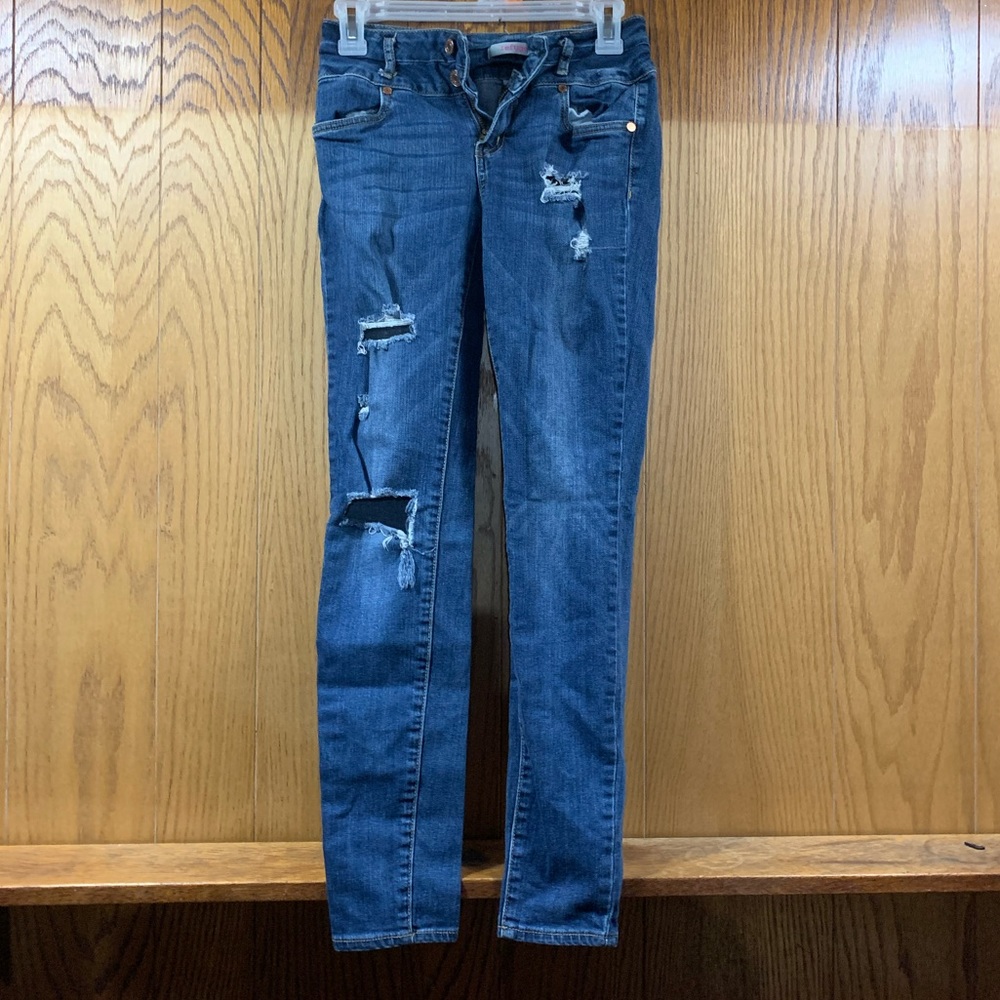 High waisted jeans